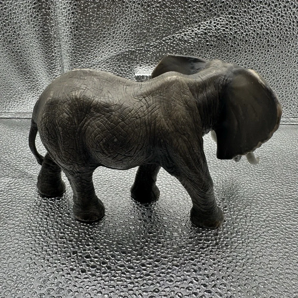Schleich African Elephant AM Limes 69 D-73527 With Wear From Normal Use See Pics